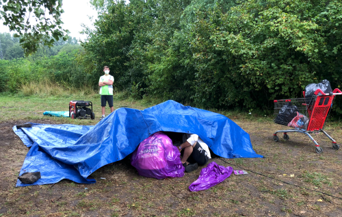 phone charging 16 Aug